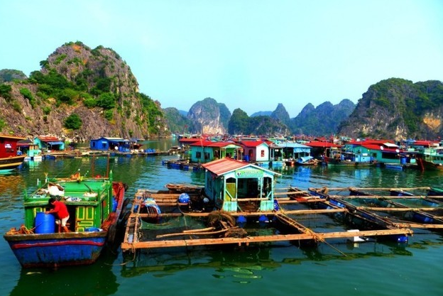 Ba Hang floating village